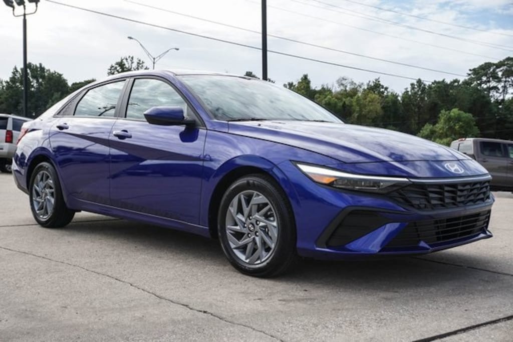Used 2024 Hyundai Elantra SEL Sedan