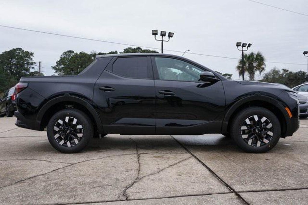 New 2026 Hyundai Santa Cruz SE FWD Truck