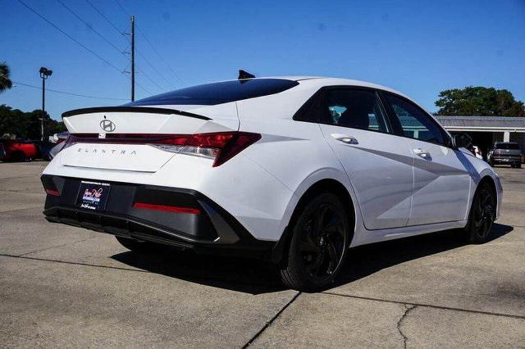 New 2026 Hyundai Elantra SEL Sport Sedan
