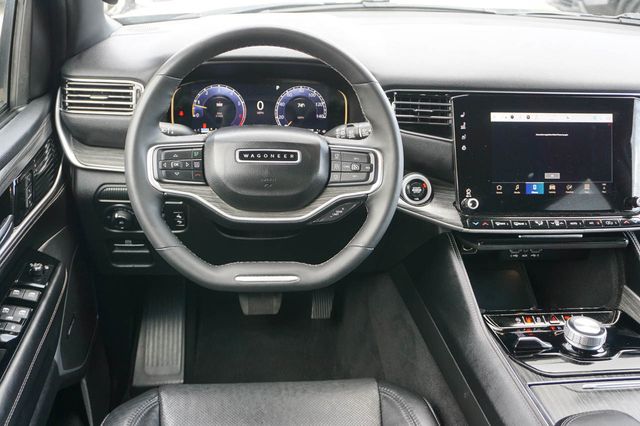 2024 Jeep Wagoneer Series II - Photo 21