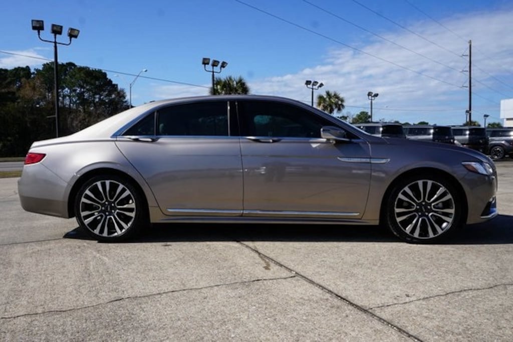 Used 2019 Lincoln Continental Select Sedan