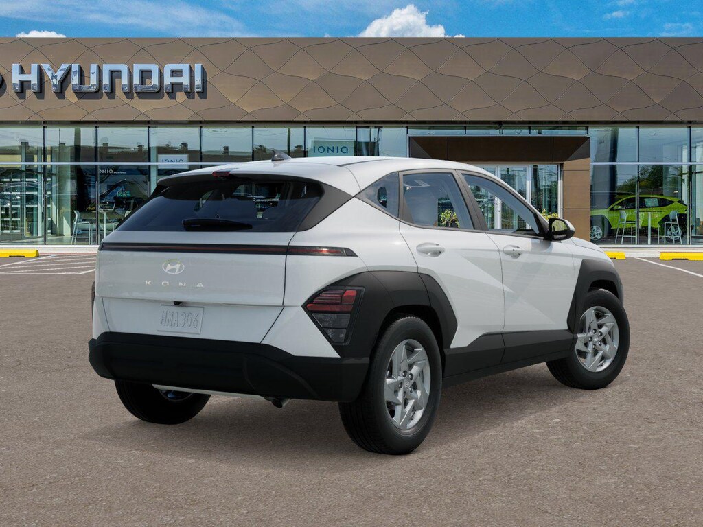 New 2026 Hyundai Kona SE FWD SUV