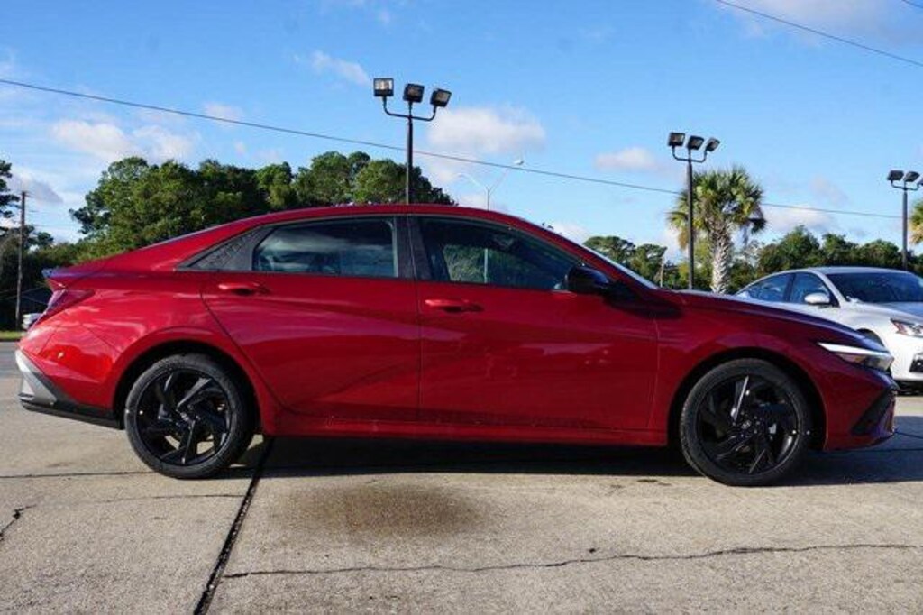 New 2026 Hyundai Elantra SEL Sport Sedan