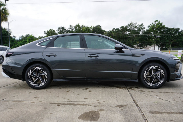 New 2026 Hyundai Sonata SEL Sport Sedan