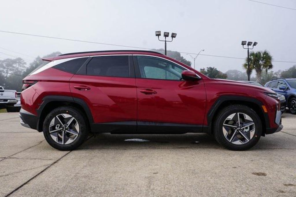 New 2026 Hyundai Tucson SEL FWD SUV