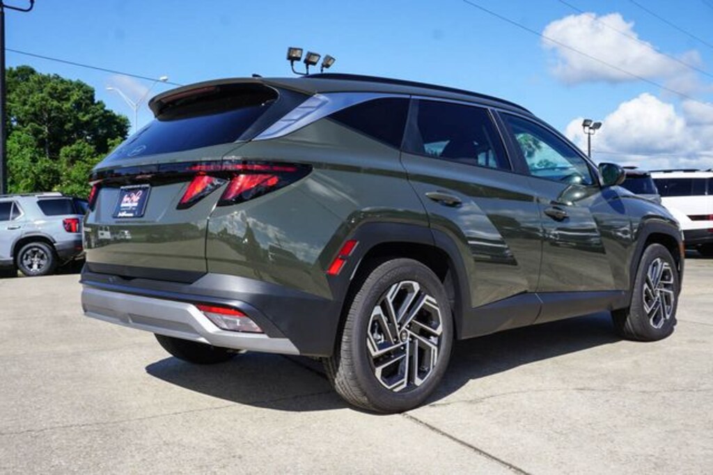 New 2026 Hyundai Tucson SEL Plus FWD SUV