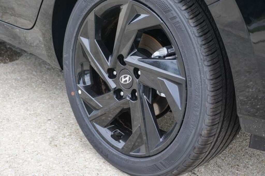 New 2026 Hyundai Elantra SEL Sport Sedan