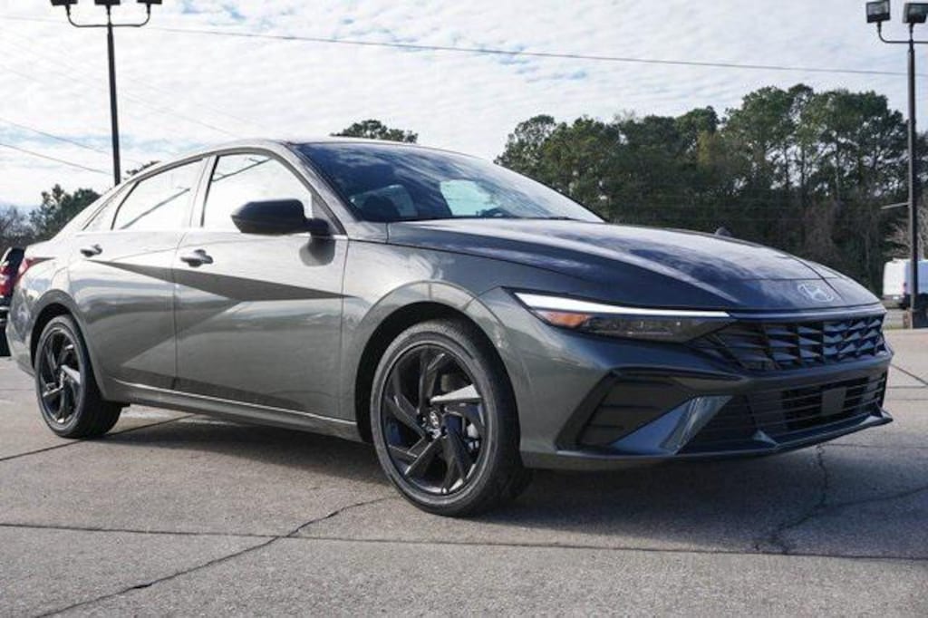 New 2026 Hyundai Elantra SEL Sport Premium Sedan