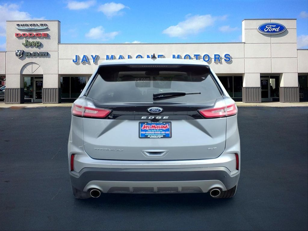 2024 Ford Edge Titanium - Photo 4