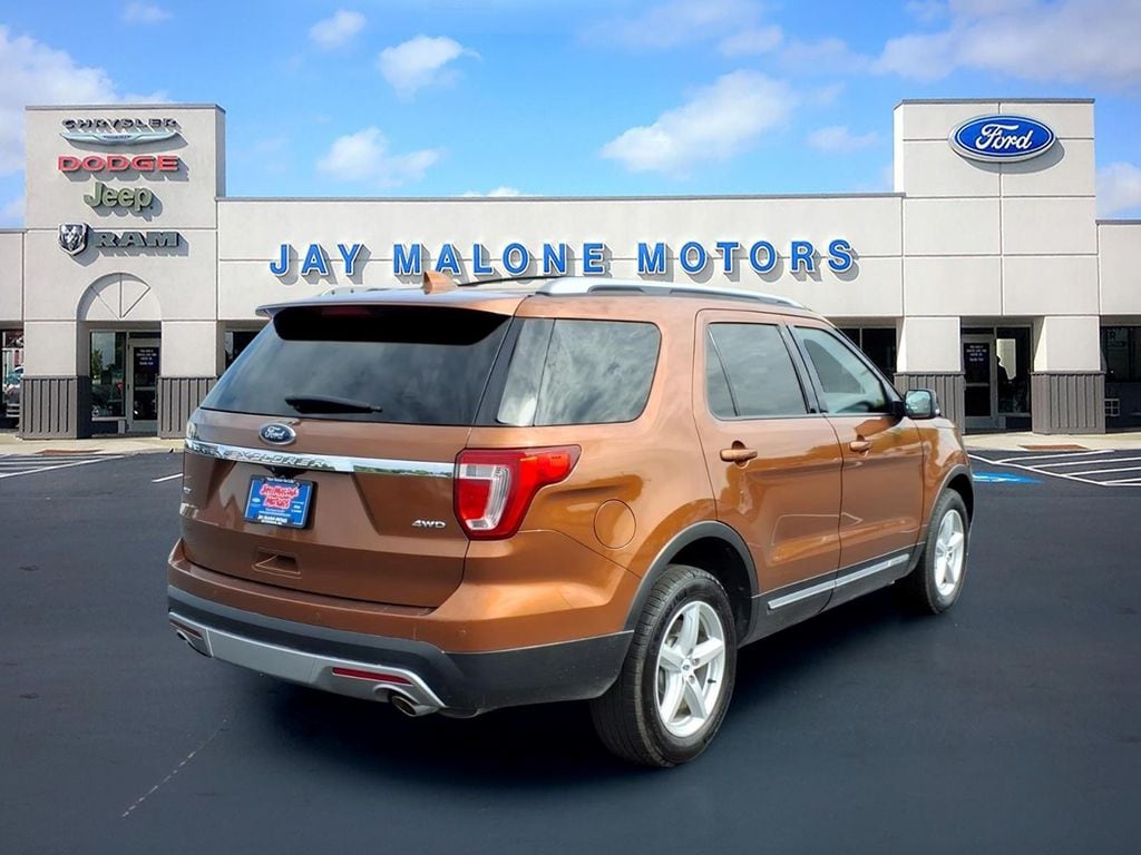 Certified 2017 Ford Explorer XLT with VIN 1FM5K8D8XHGA43113 for sale in Hutchinson, Minnesota