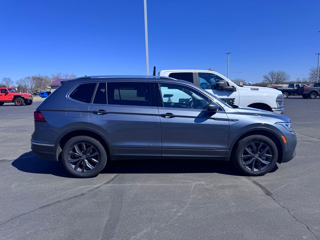 2022 Volkswagen Tiguan SE