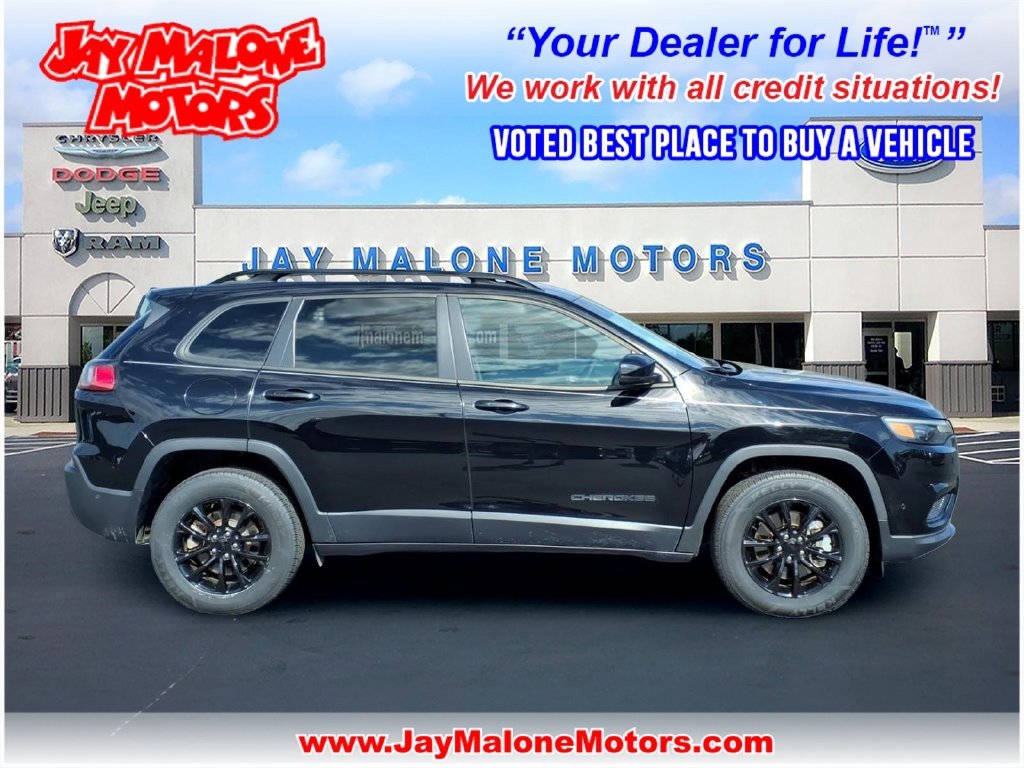 Certified 2023 Jeep Cherokee Altitude Lux with VIN 1C4PJMMB2PD108587 for sale in Hutchinson, Minnesota
