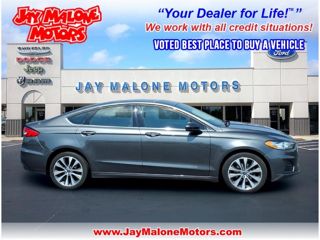Used 2020 Ford Fusion SE with VIN 3FA6P0T92LR121090 for sale in Hutchinson, Minnesota