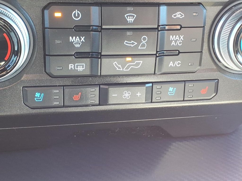 2020 Ford F-150 Lariat - Photo 20