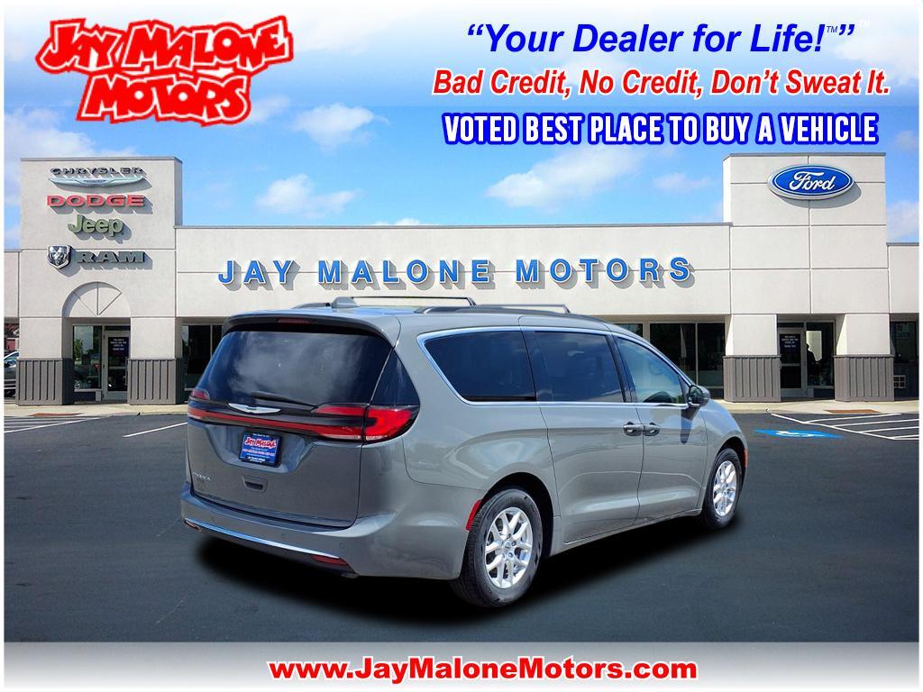 Certified 2022 Chrysler Pacifica Touring L with VIN 2C4RC1BG1NR132132 for sale in Hutchinson, Minnesota