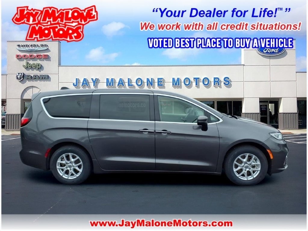 Certified 2023 Chrysler Pacifica Touring L with VIN 2C4RC1BG7PR600822 for sale in Hutchinson, Minnesota