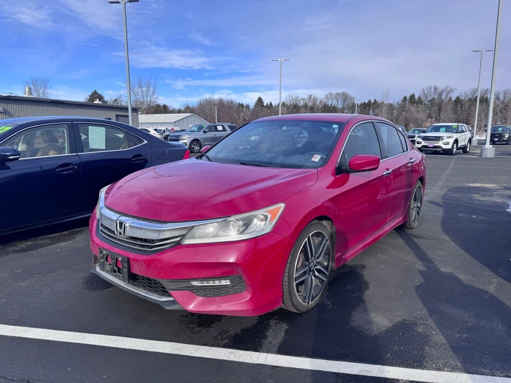 2017 Honda Accord Sport's photo