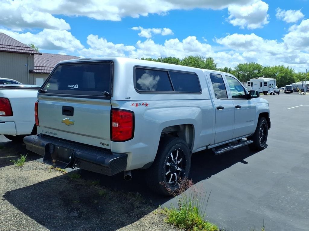 Used 2017 Chevrolet Silverado 1500 Custom with VIN 1GCVKPEC1HZ230553 for sale in Hutchinson, Minnesota