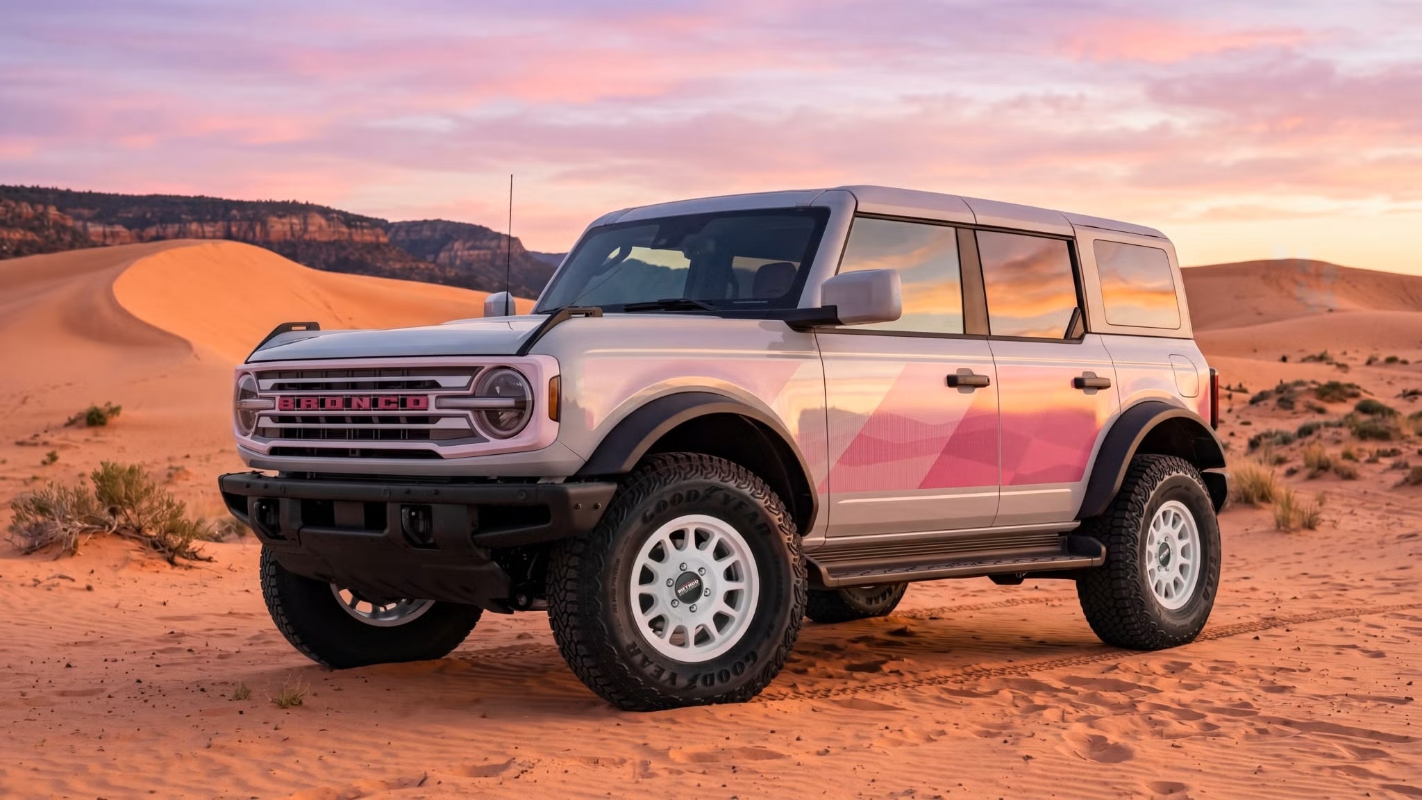 Ford Bronco Desert Rising Edition, the debut of the Ford Custom Garage Horizon Series