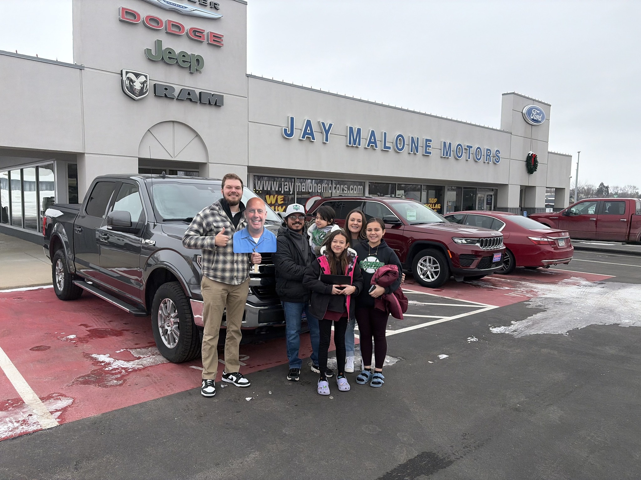 Litchfield MN Ford F-150 customer at Jay Malone Ford Hutchinson