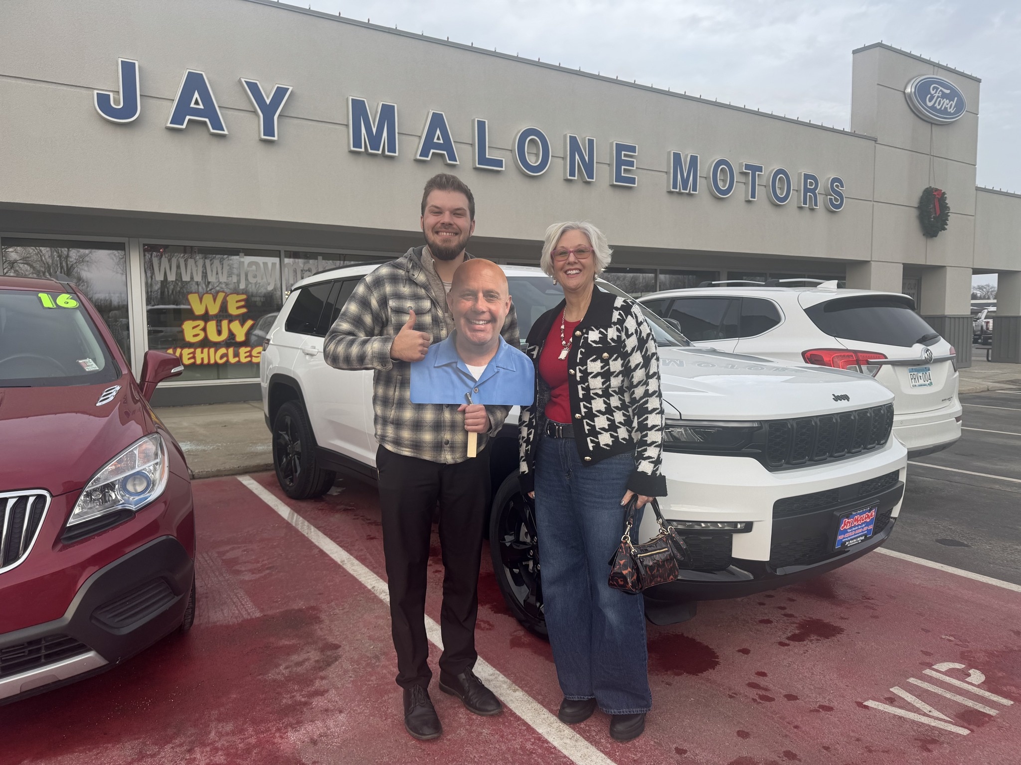 Lester Prairie MN Jeep Grand Cherokee L customer at Jay Malone CDJR