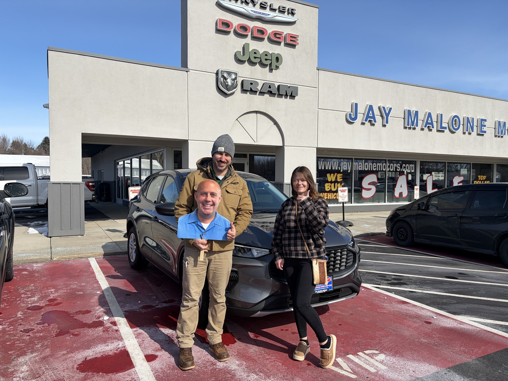 Annandale MN Ford Escape customer at Jay Malone Ford Hutchinson