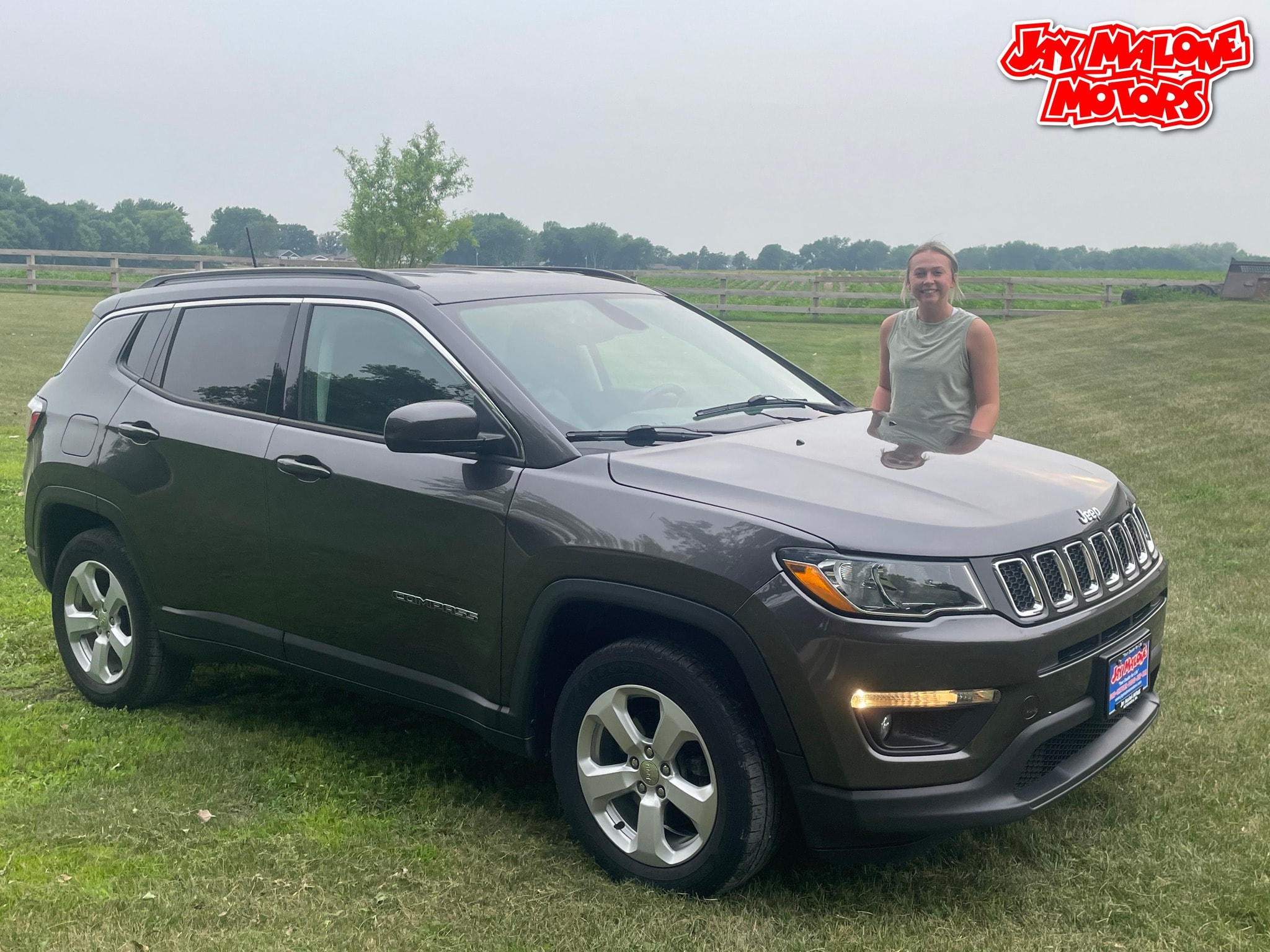 Howard Lake MN Jeep Compass customer at Jay Malone CDJR Hutchinson