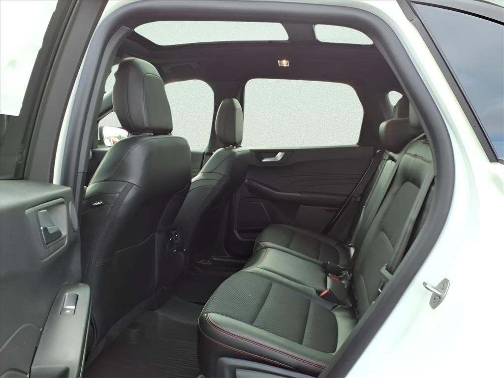 2026 Ford Escape Hybrid ST-Line Select - Photo 7