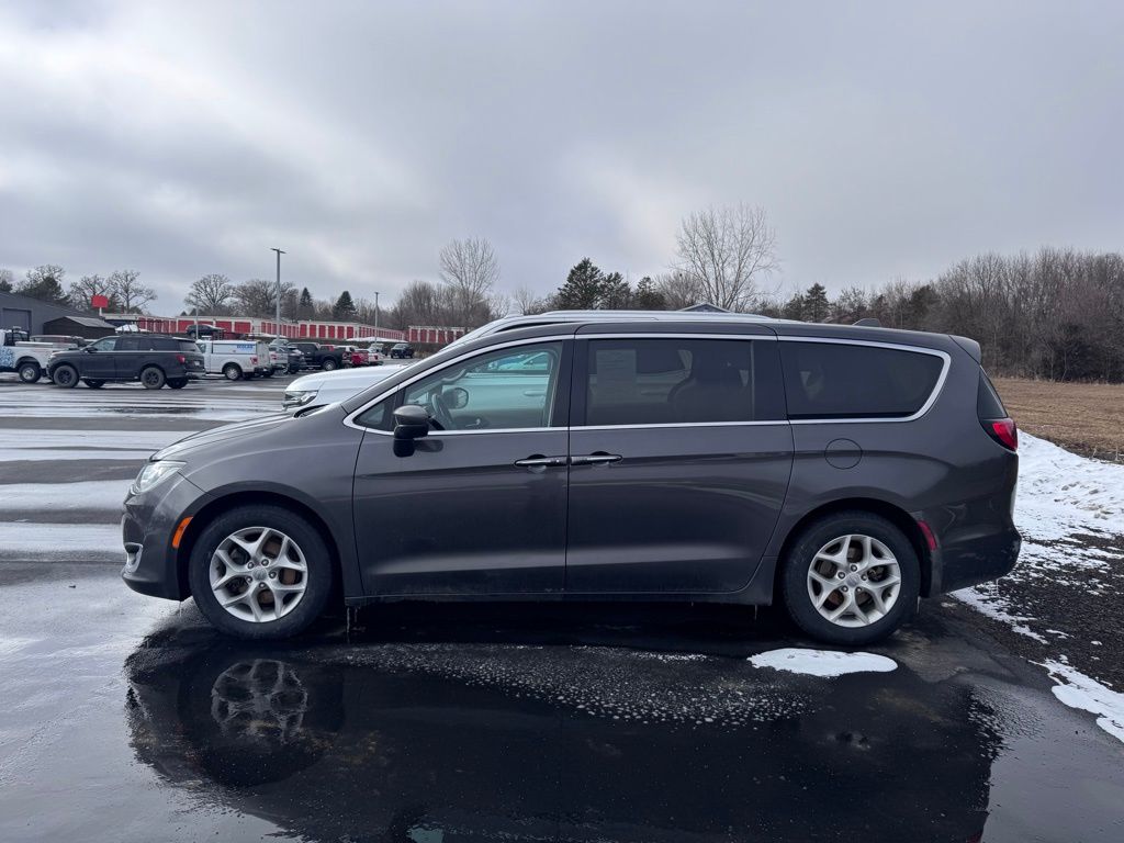 2019 Chrysler Pacifica Touring Plus