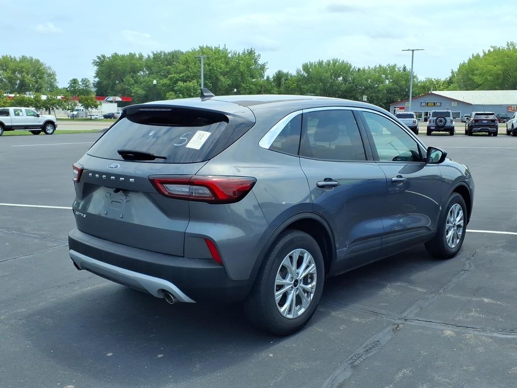 Certified 2024 Ford Escape Active with VIN 1FMCU0GN2RUA18178 for sale in Hutchinson, Minnesota