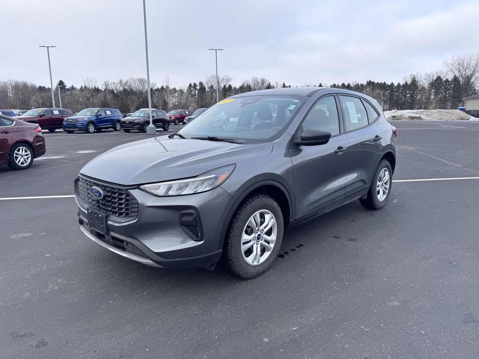 2023 Ford Escape Base's photo