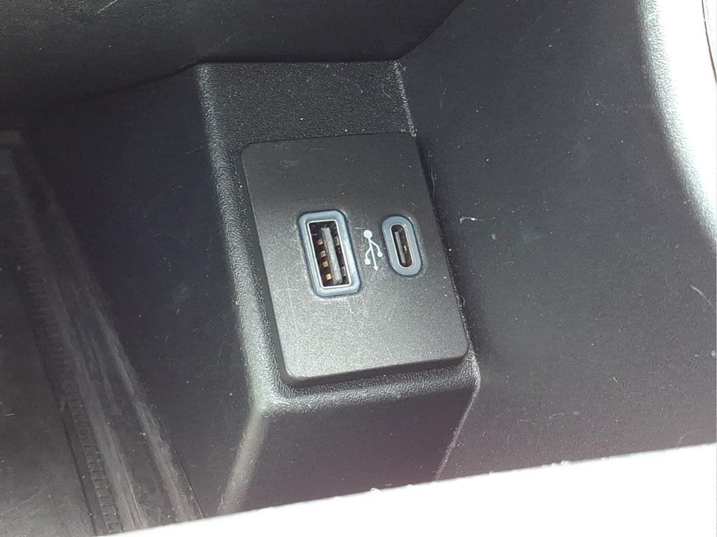 2024 Ford Edge Titanium - Photo 20