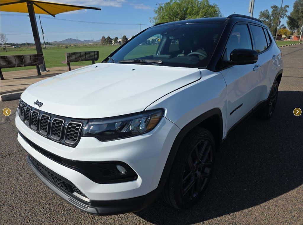 2026 Jeep Compass Limited Altitude 4X4's photo