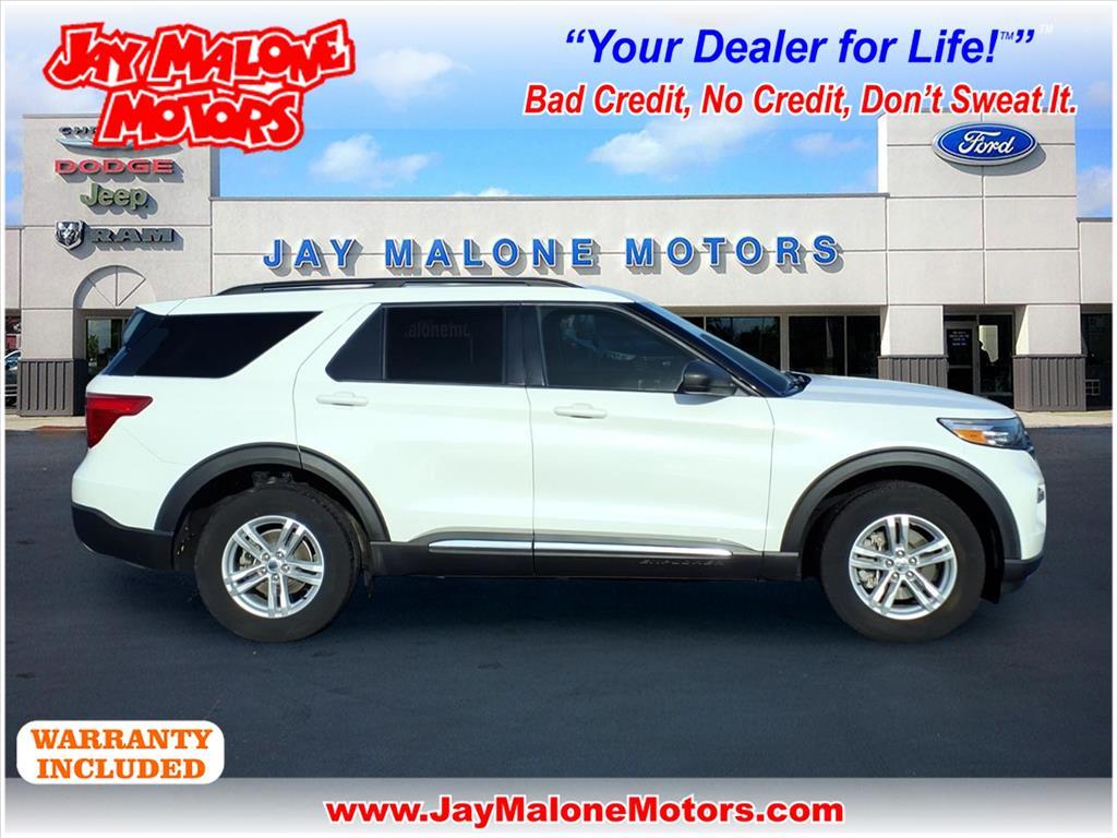 2023 Ford Explorer XLT's photo