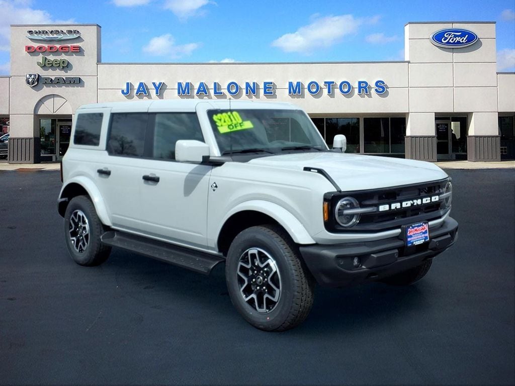 2026 Ford Bronco Outer Banks 4x4's photo