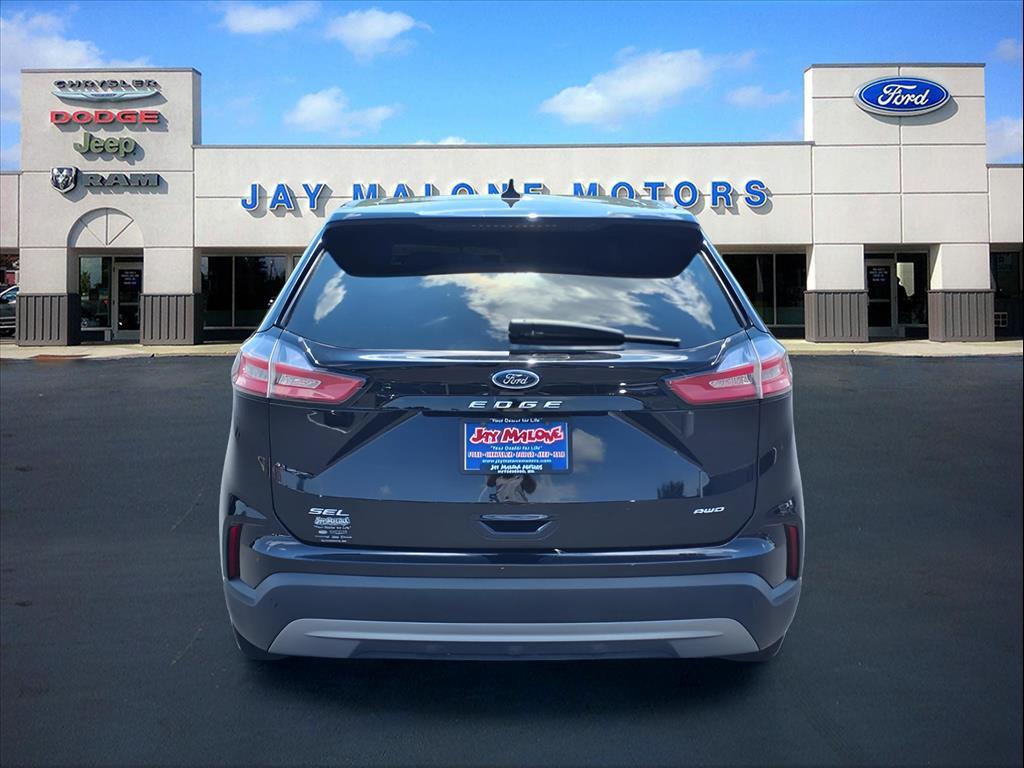 2023 Ford Edge SEL photo 3