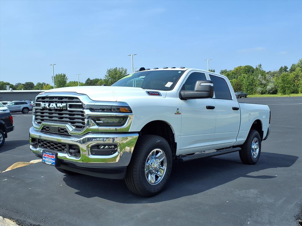 2026 Ram 3500 Tradesman photo 4