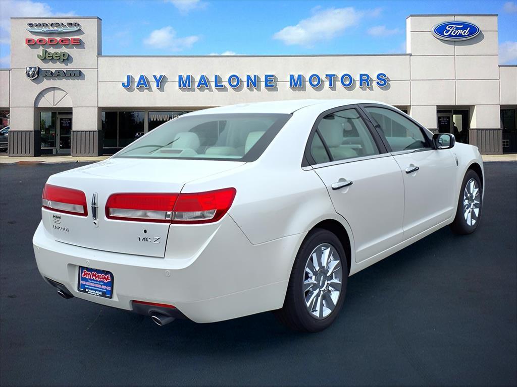 2012 Lincoln MKZ photo 2