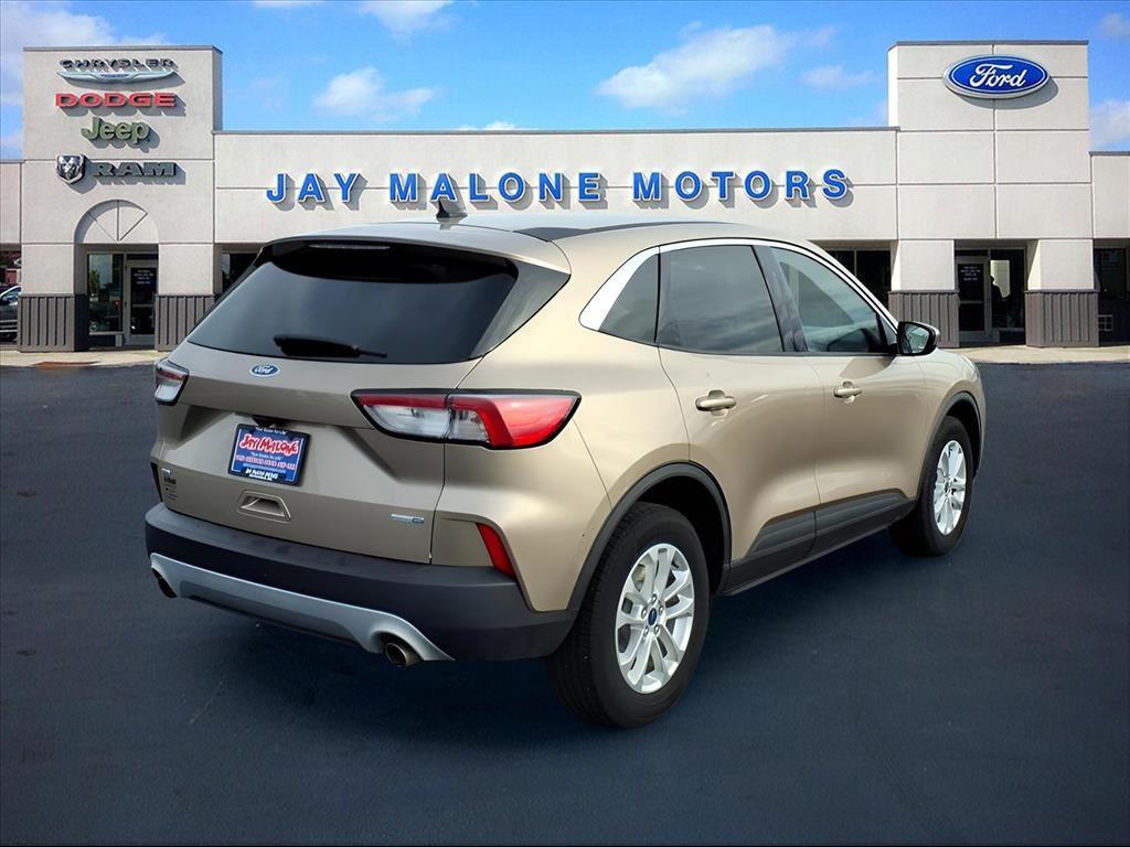 Used 2020 Ford Escape SE with VIN 1FMCU9G60LUB49226 for sale in Hutchinson, Minnesota