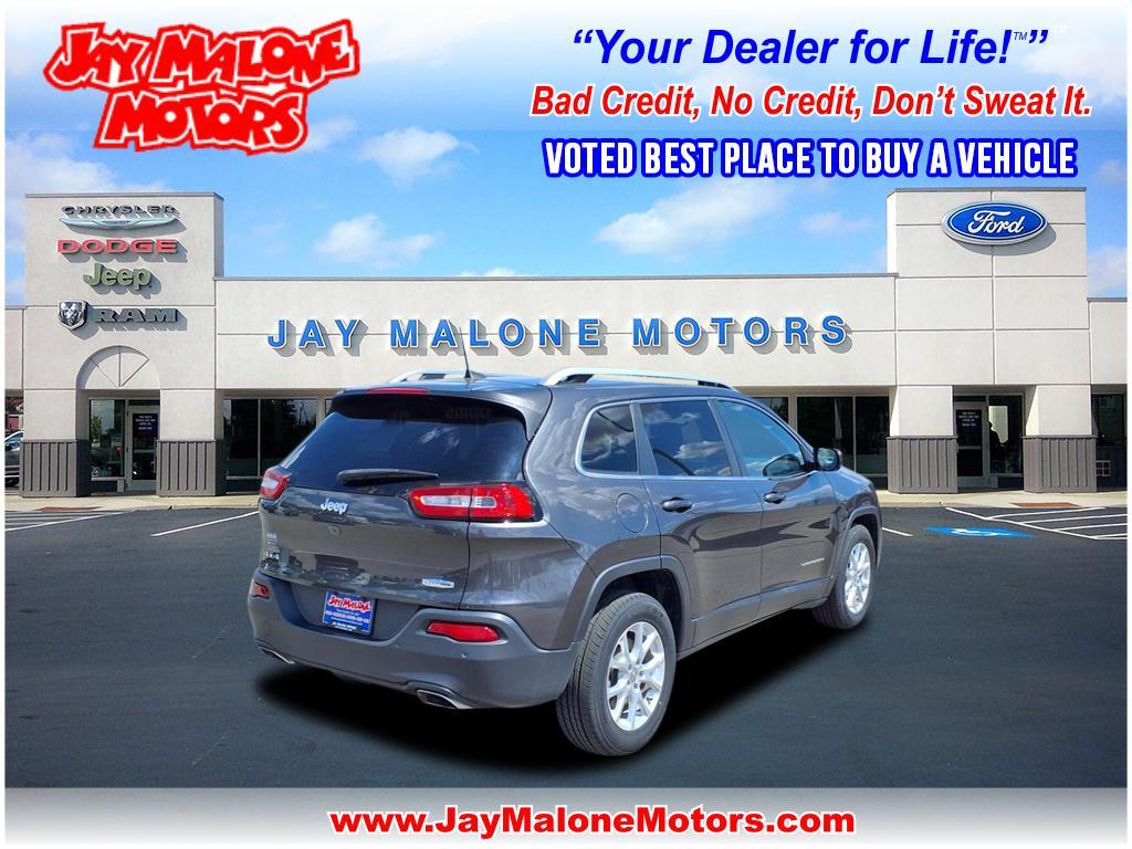 Used 2016 Jeep Cherokee Latitude with VIN 1C4PJMCS8GW341671 for sale in Hutchinson, Minnesota