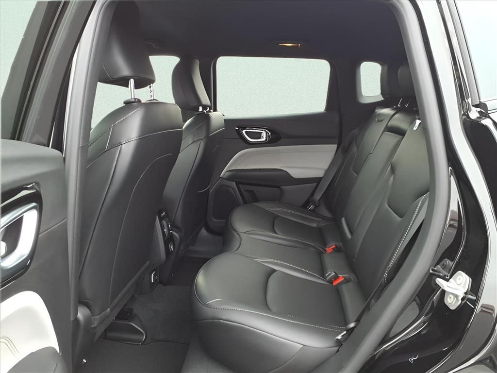 2026 Jeep Compass Limited - Photo 7