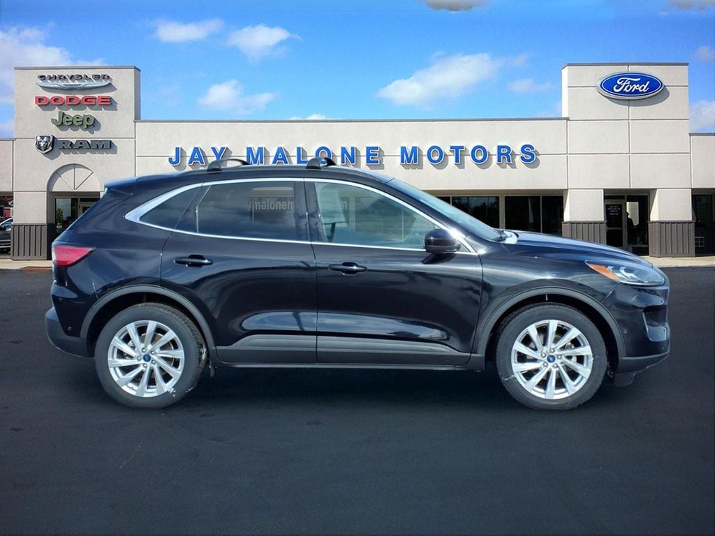 2022 Ford Escape Titanium