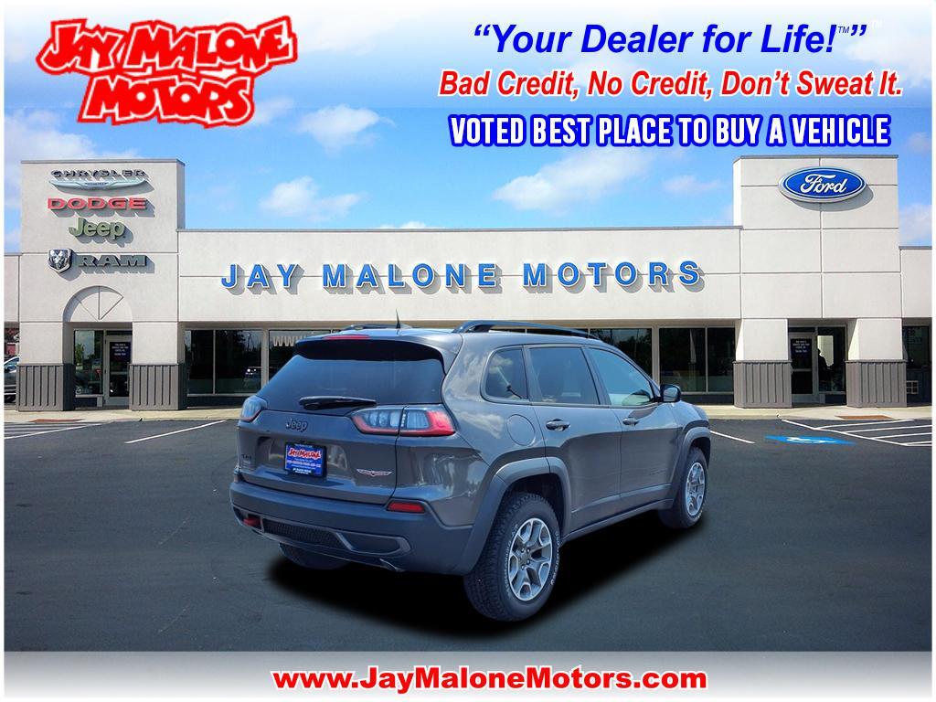 Used 2022 Jeep Cherokee Trailhawk with VIN 1C4PJMBXXND517707 for sale in Hutchinson, Minnesota