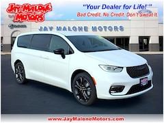 2026 Chrysler Pacifica Select Passenger Van