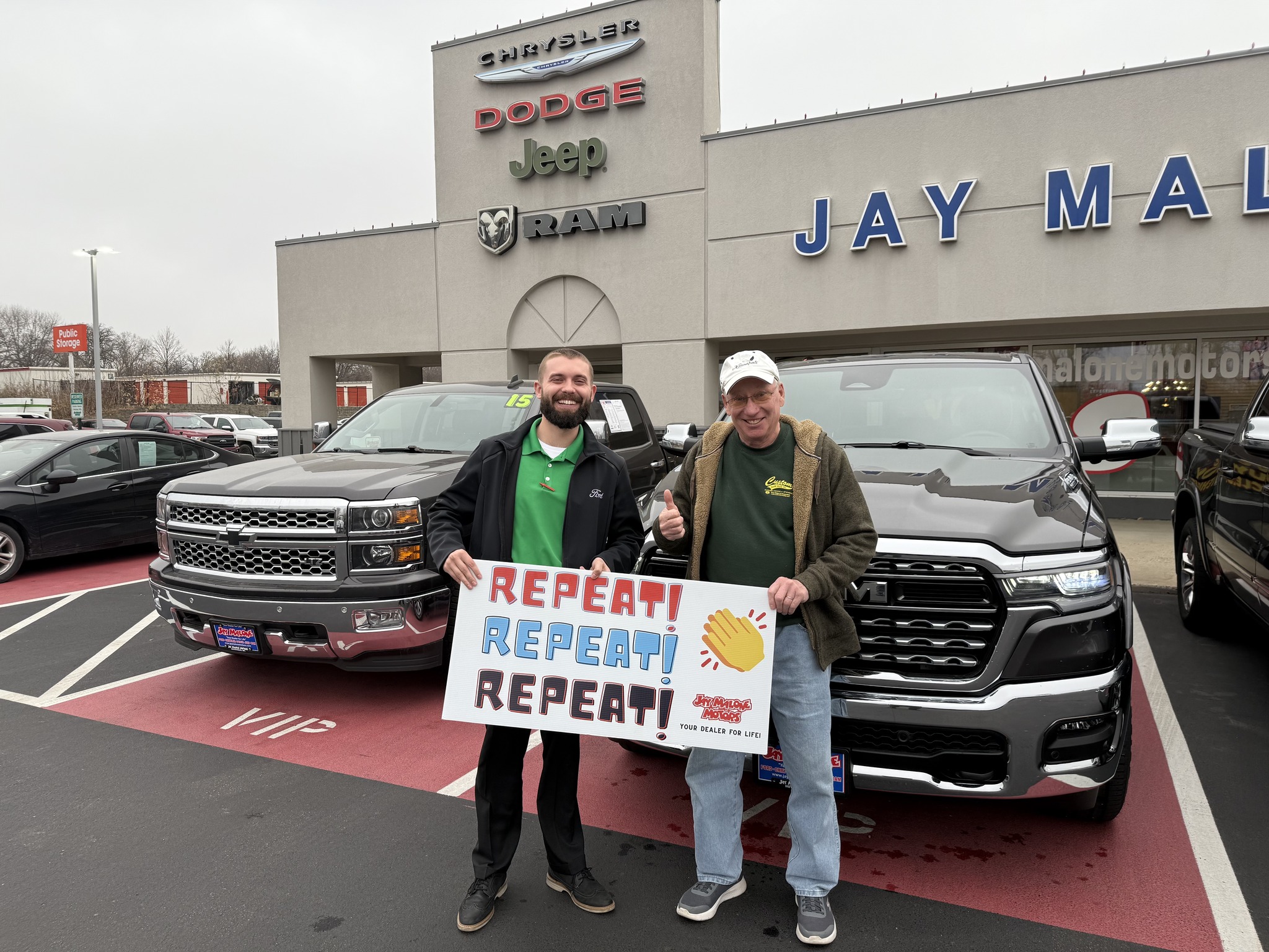 Ram truck customer at Jay Malone CDJR Hutchinson MN