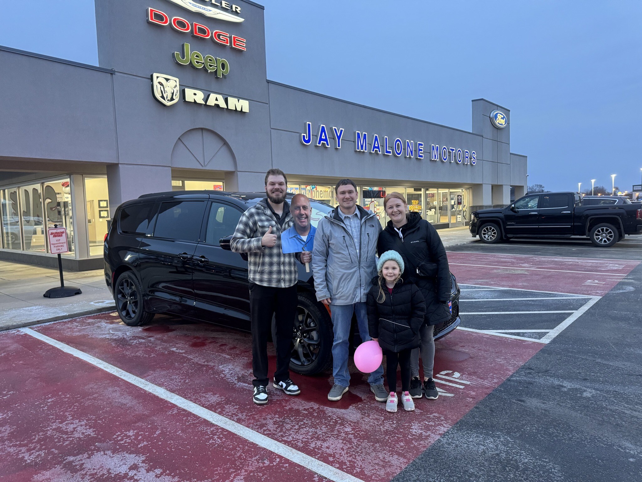 Chrysler Pacifica customer at Jay Malone CDJR Hutchinson MN