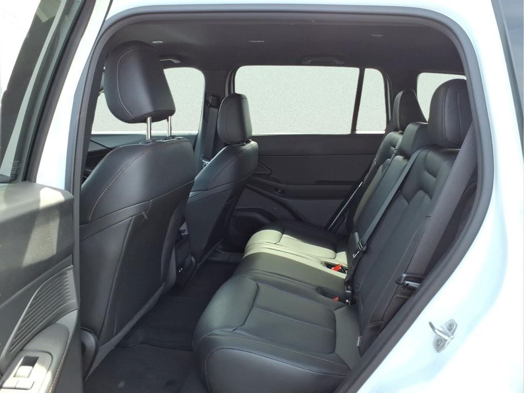2026 Jeep Cherokee Limited - Photo 7