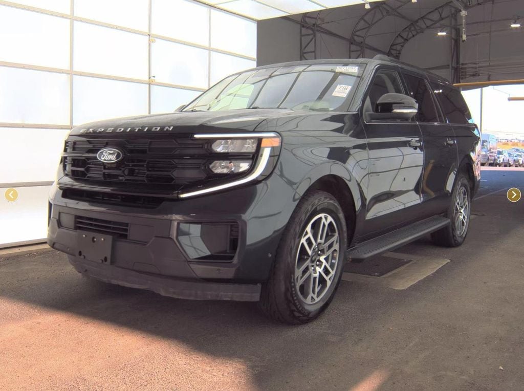 2025 Ford Expedition Active MAX 4x4's photo