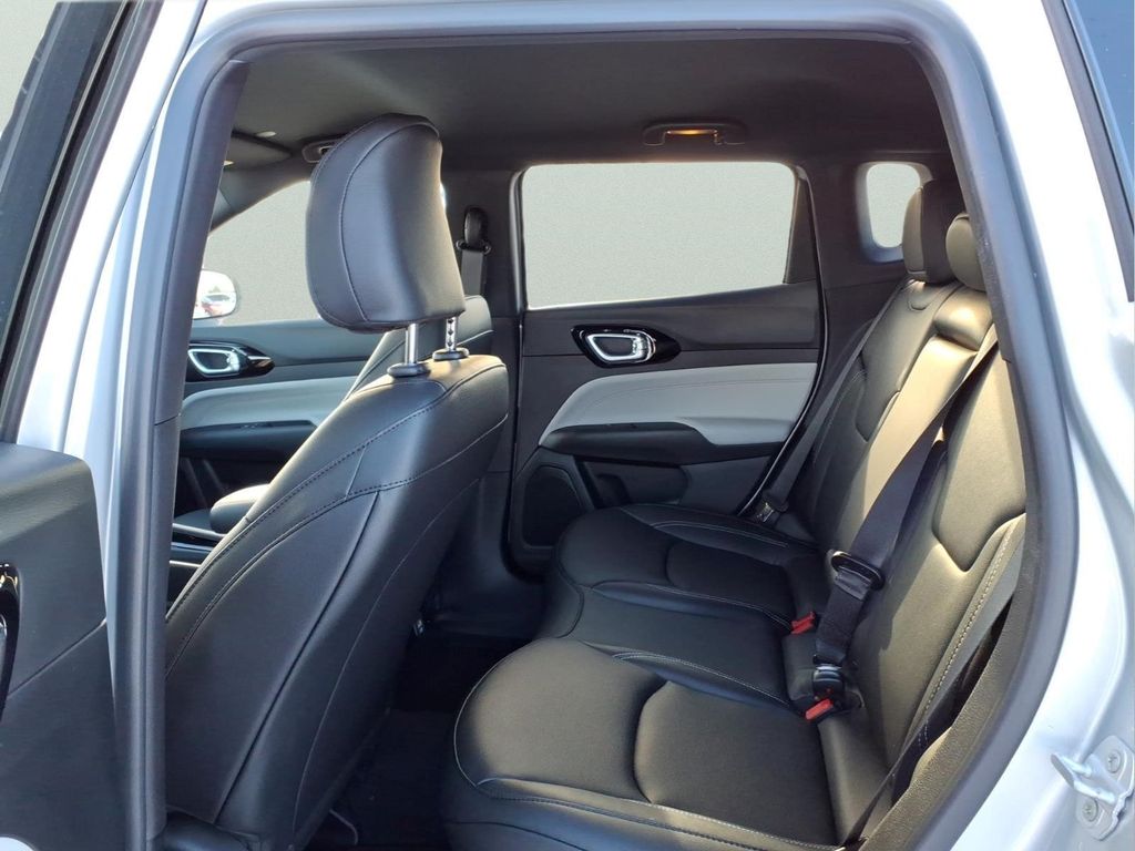2026 Jeep Compass Limited - Photo 7