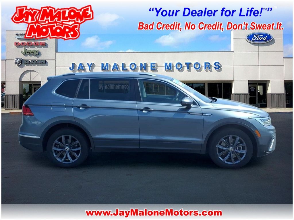 2022 Volkswagen Tiguan SE